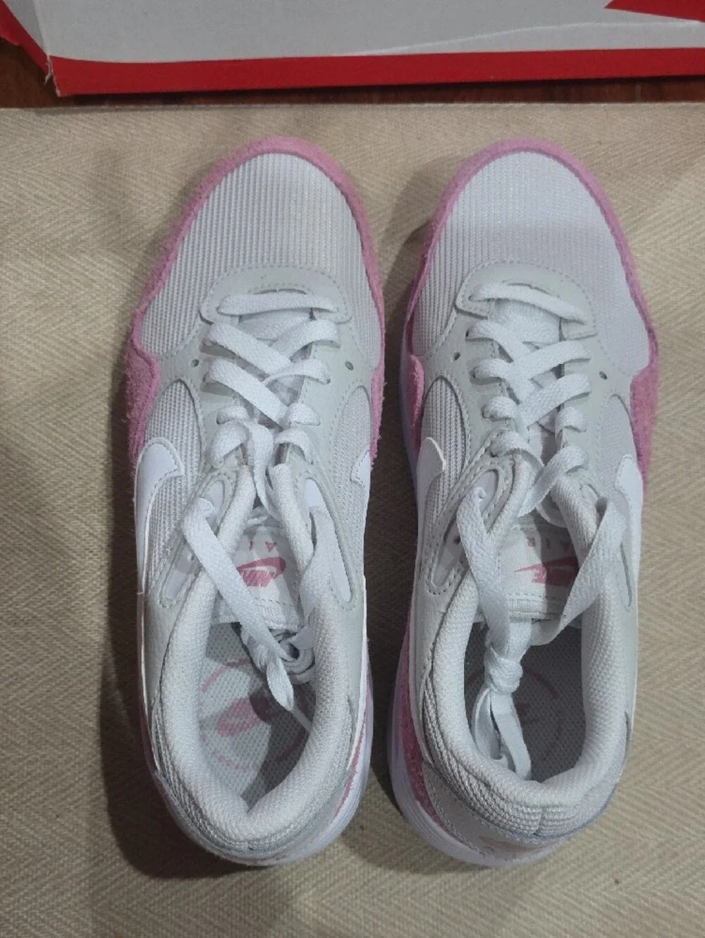 NWB Women's Nike Air Max SC Sneakers